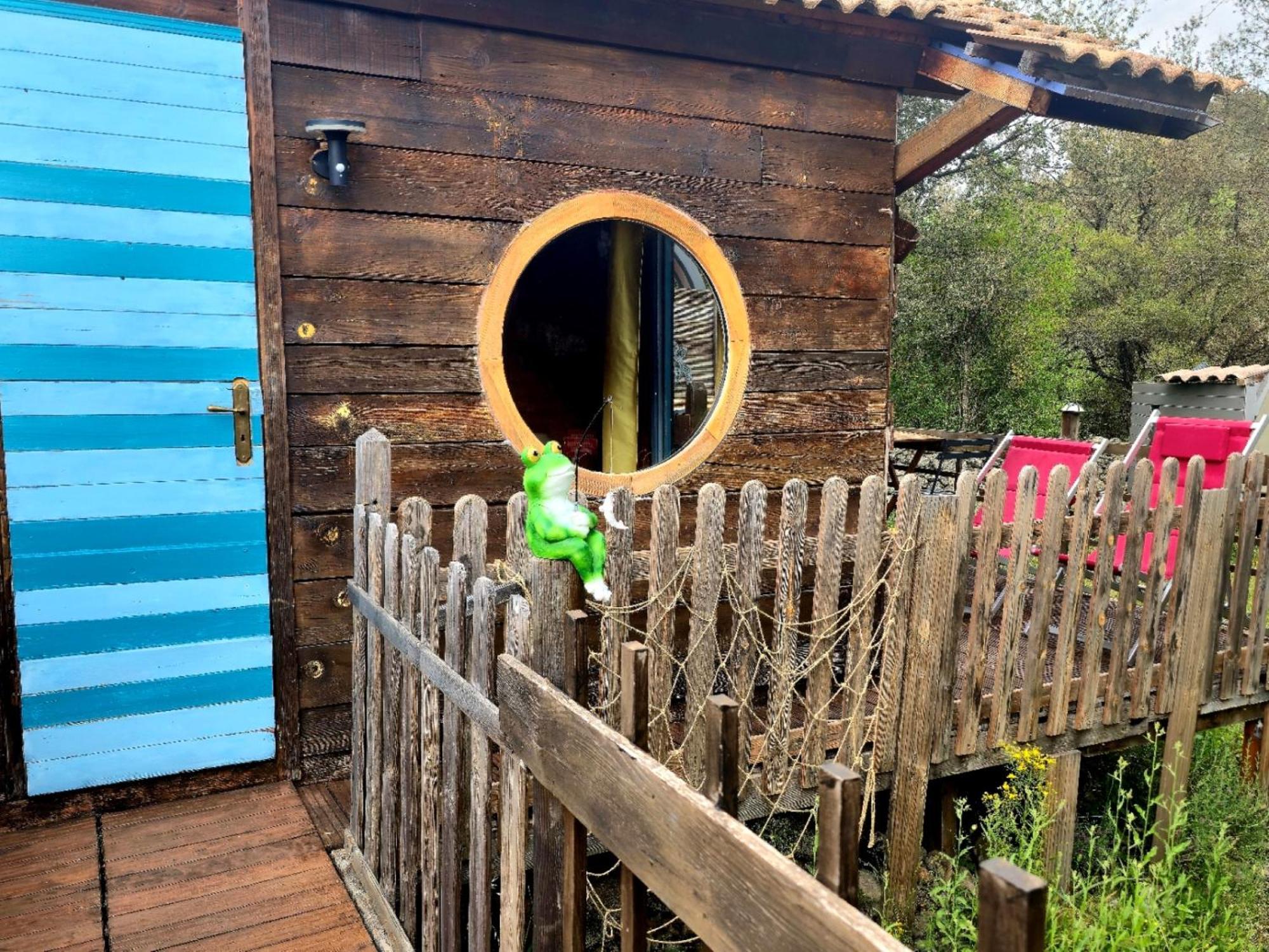 Gites O Fil De L'Eau Omessa Buitenkant foto
